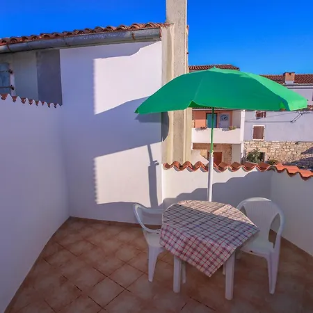 Holiday home Stone House Olio *